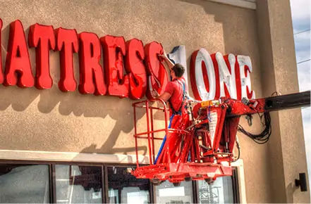 Professional signs cleaning services in NYC - commercial signage before and after cleaning